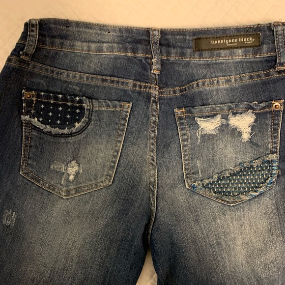 PATCHWORK JEANS - Picture 2 of 4